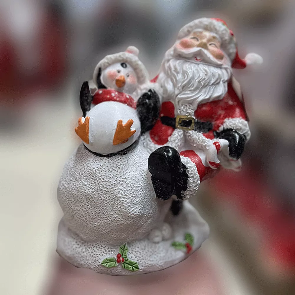 Dekoracja świąteczna Mikołaj na kuli śnieżnej 13 cm